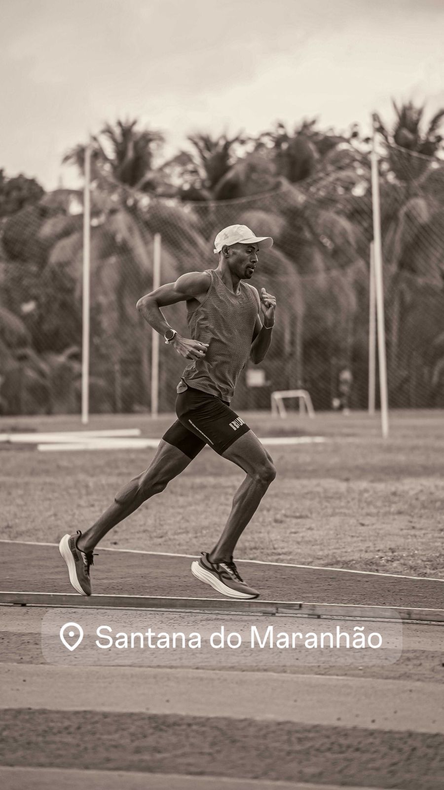 Joílson treinando na pista